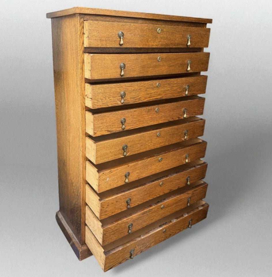 Antique Collectors Oak Chest Of Drawers