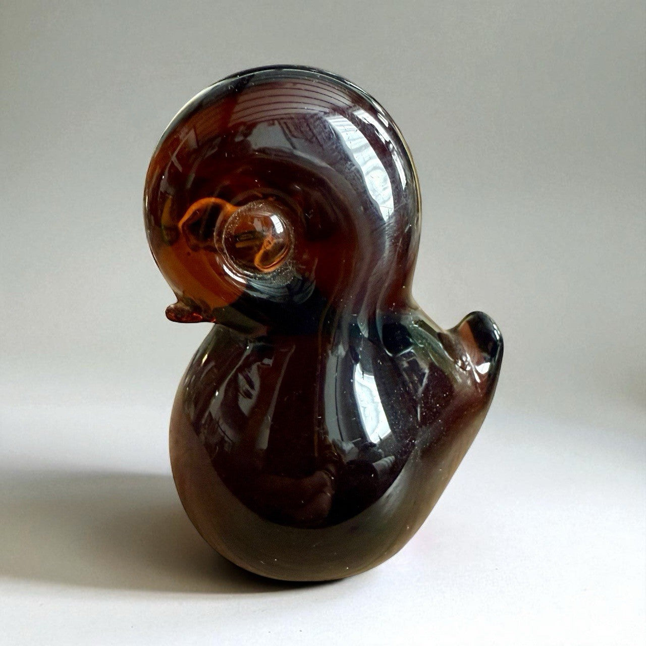 Pippi the Duck brown glass paperweight by Josef Marcolin for FM Konstglass M-250