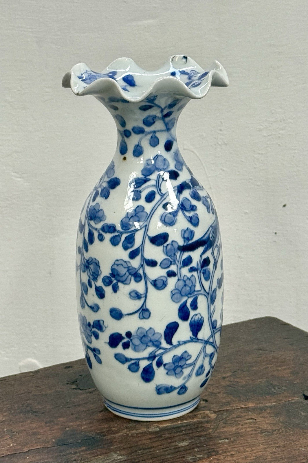 Antique Blue And White Chinese Floral Vase 
