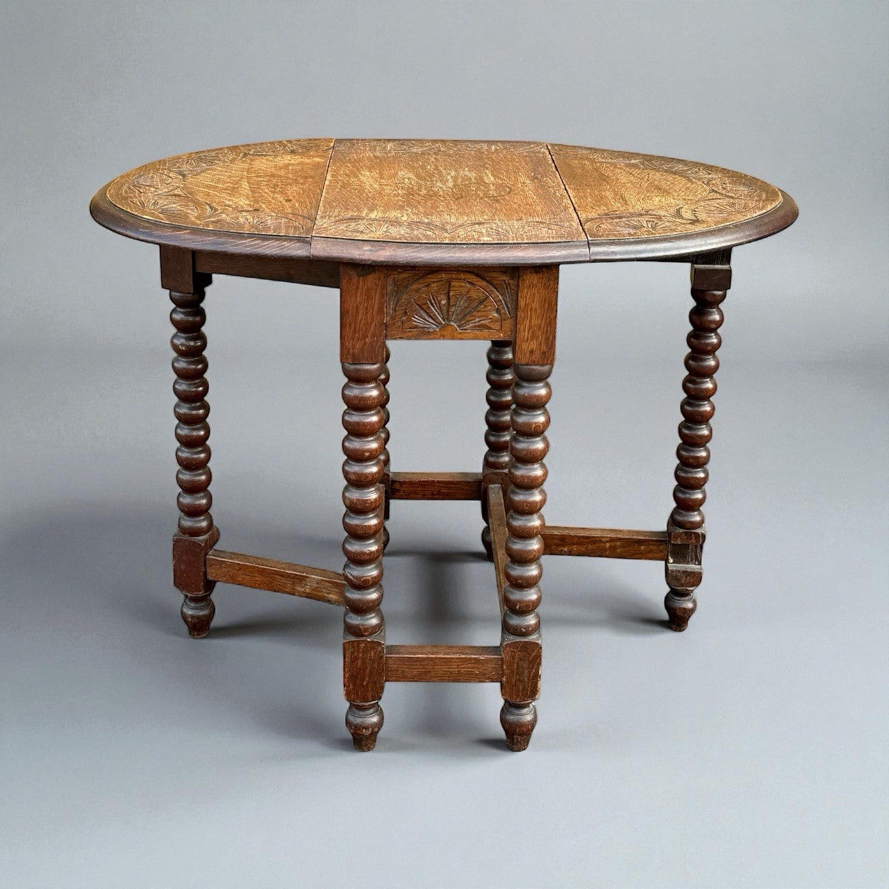 Antique Solid  Oak Bobbin Turned Leg Drop Leaf Gate Leg Table Oval  Occasional