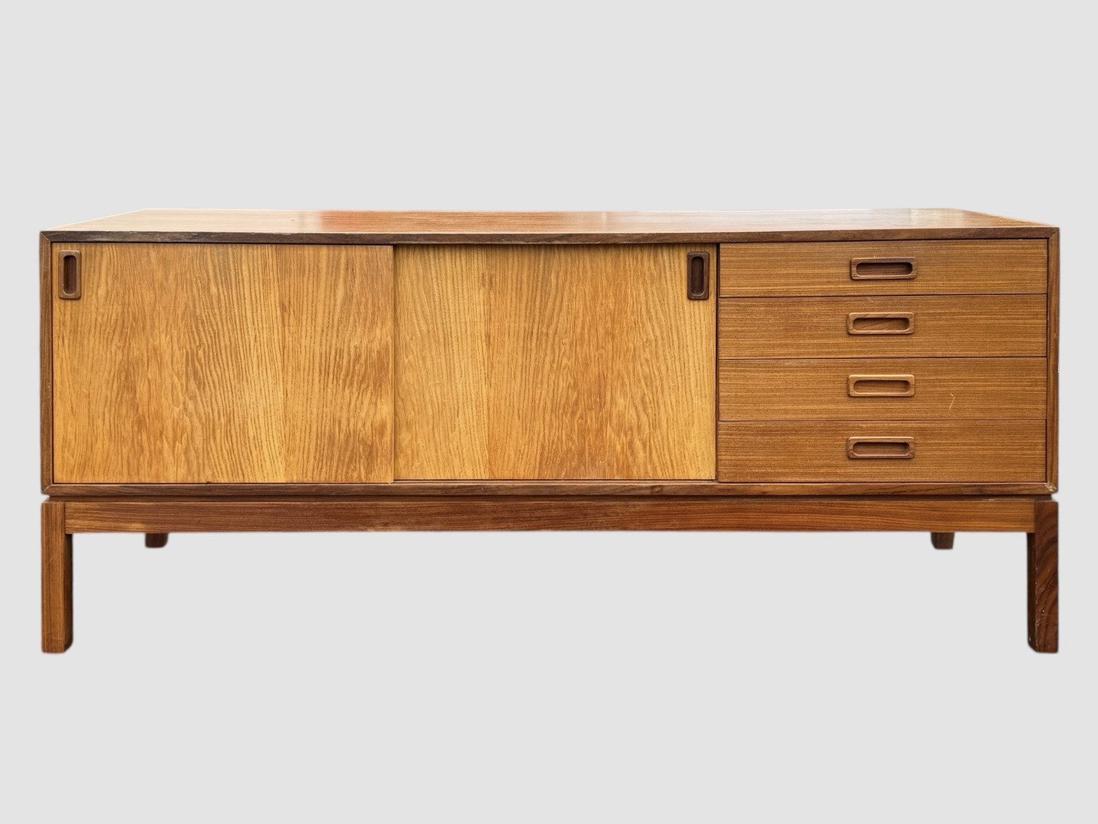 Mid Century Modern Retro Sideboard Storage Cabinet