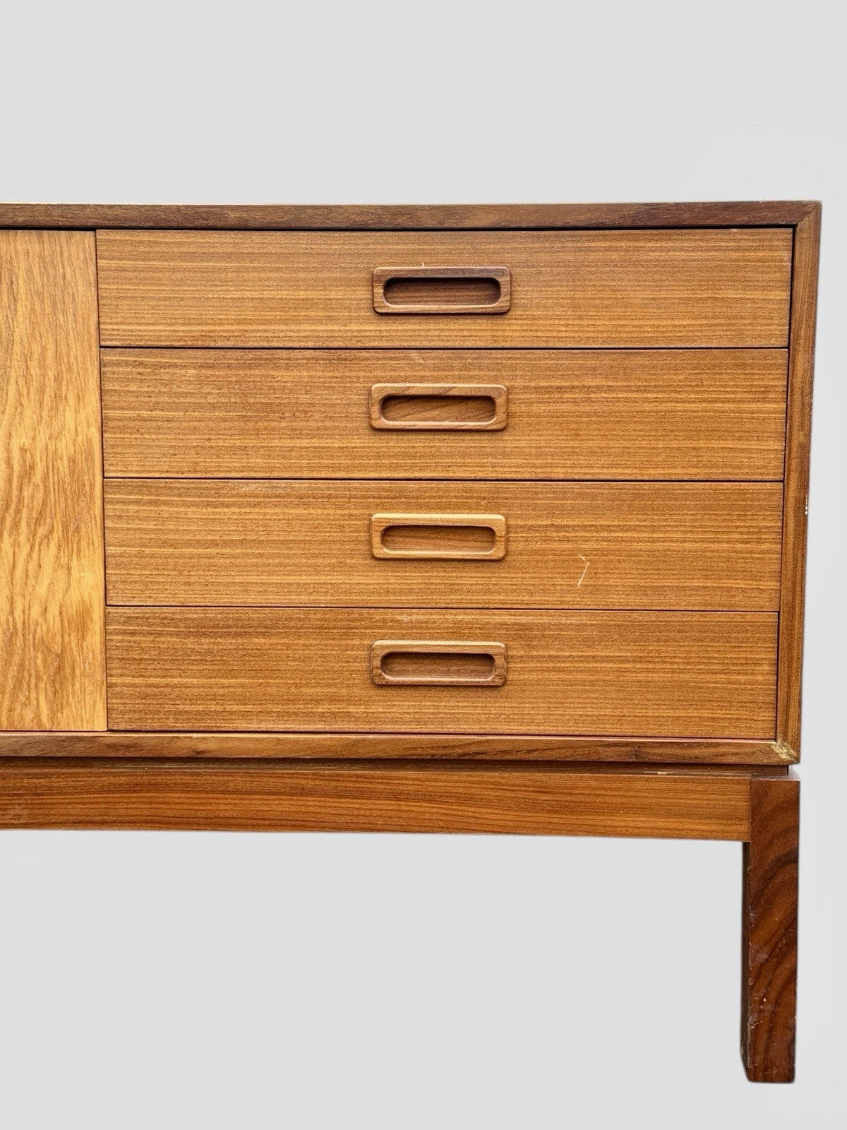 Mid Century Modern Retro Sideboard Storage Cabinet